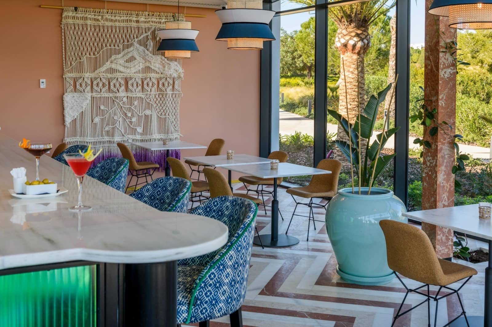 Ático de 3 habitaciones en Las Colinas Golf en venta con piscina garaje - 985.000 € (Ref: 9844092)