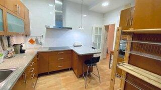 6 bedroom Flat for sale in Alicante / Alacant city - € 390,000 (Ref: 9844115)