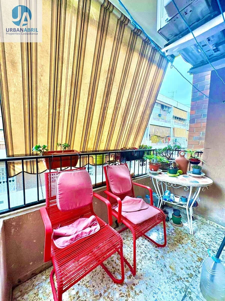 4 sovrum Lägenhet till salu i Alicante stad - 187 000 € (Ref: 9844117)