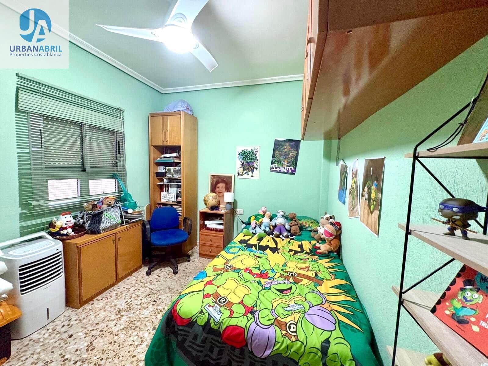 4 sovrum Lägenhet till salu i Alicante stad - 187 000 € (Ref: 9844117)