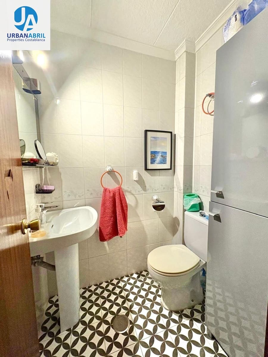 4 soveværelse Lejlighed til salg i Alicante by - € 187.000 (Ref: 9844117)