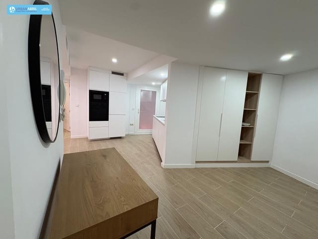 2 soveværelse Lejlighed til salg i Mercado, Alicante by - € 440.000 (Ref: 9844120)