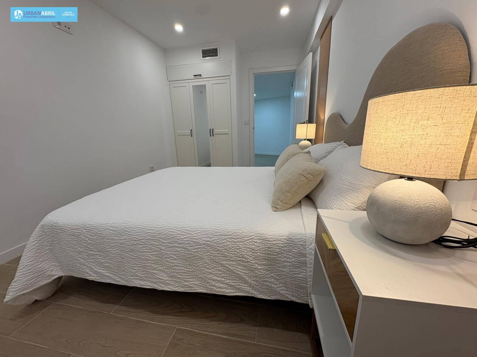2 soveværelse Lejlighed til salg i Alicante by - € 440.000 (Ref: 9844120)