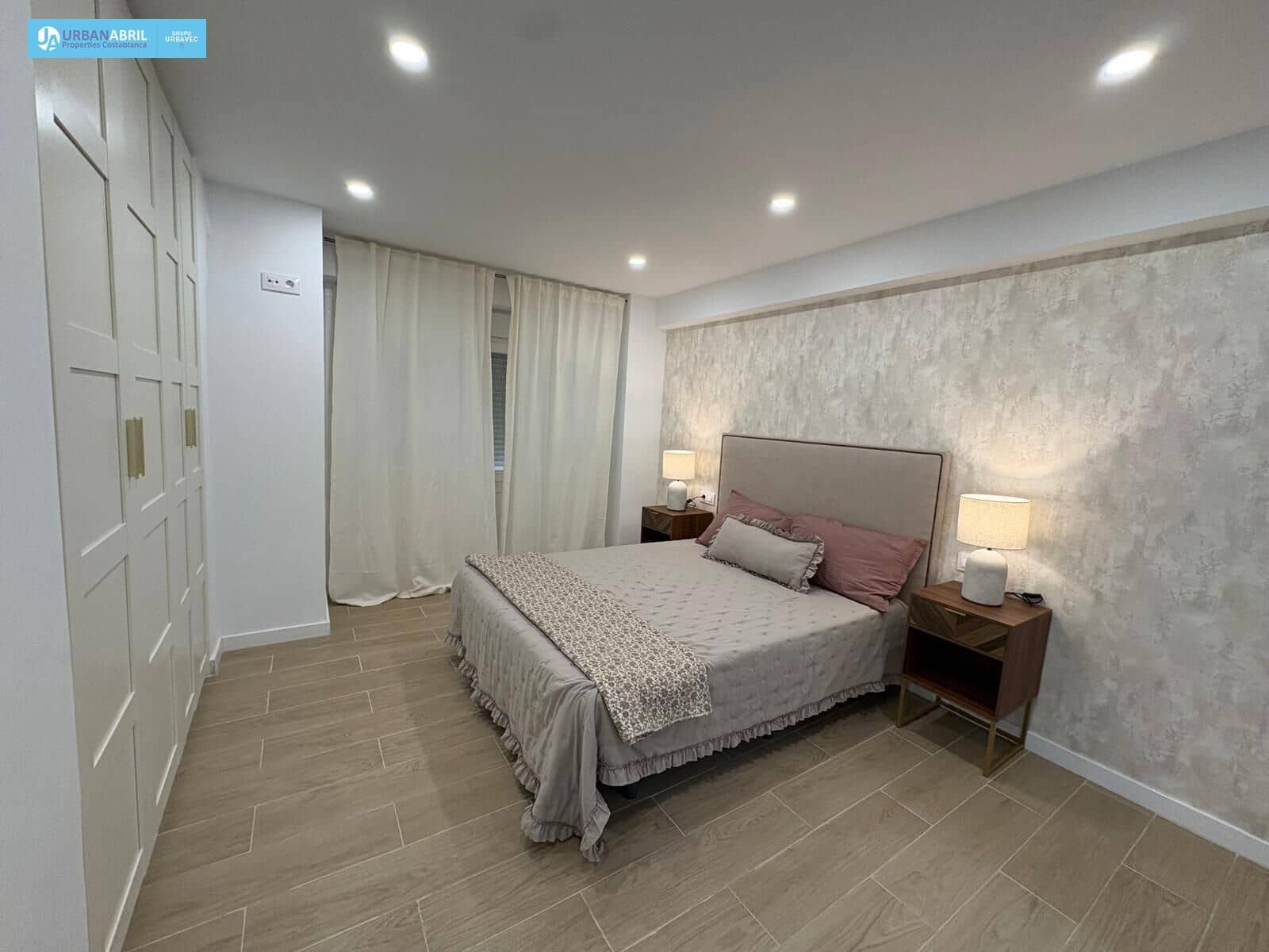 2 soveværelse Lejlighed til salg i Alicante by - € 440.000 (Ref: 9844120)