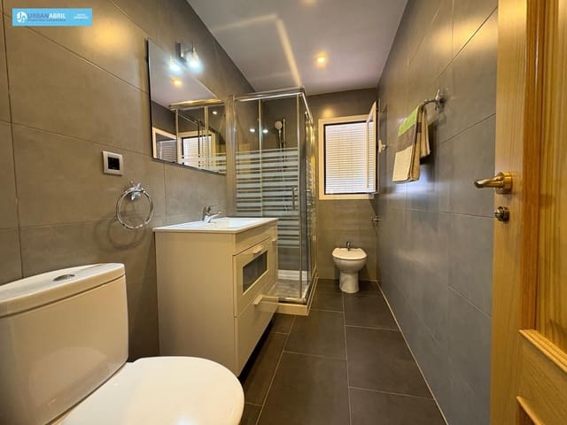 3 soveværelse Lejlighed til salg i Playa de San Juan, Alicante by - € 372.000 (Ref: 9844121)