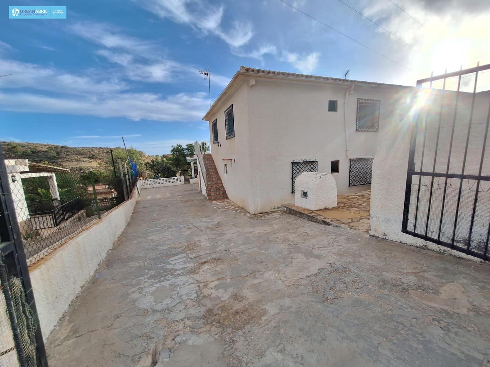 4 chambre Villa/Maison Mitoyenne à vendre à El Campello - 285 000 € (Ref: 9844123)