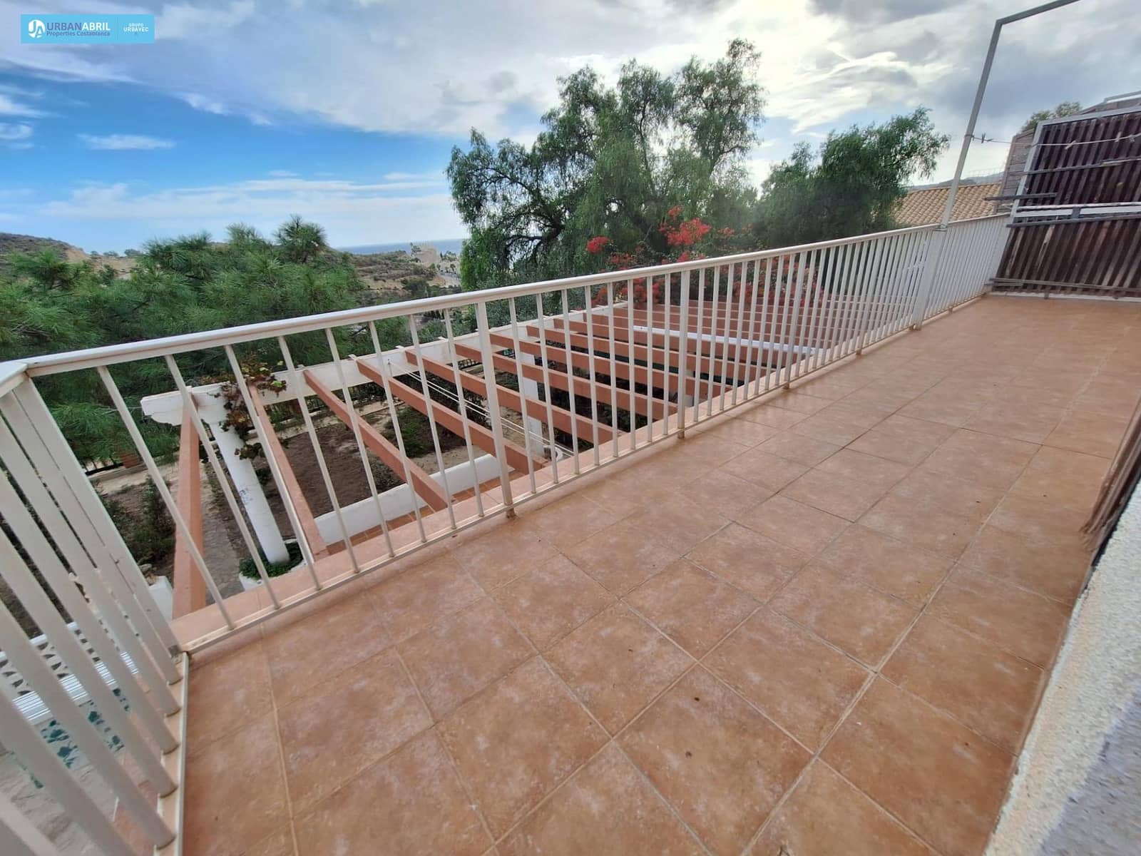 4 chambre Villa/Maison Mitoyenne à vendre à El Campello - 285 000 € (Ref: 9844123)