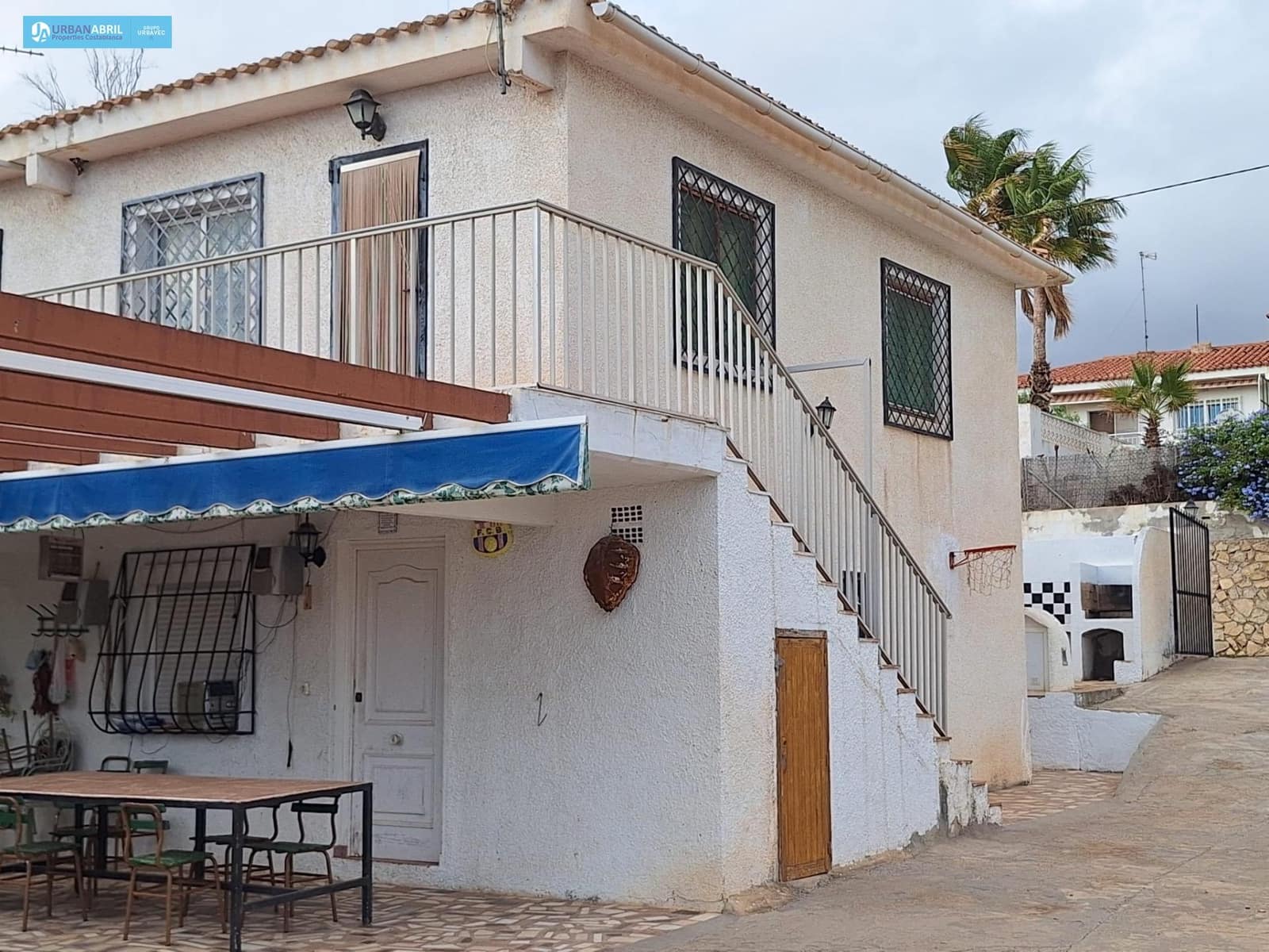 4 chambre Villa/Maison Mitoyenne à vendre à El Campello - 285 000 € (Ref: 9844123)