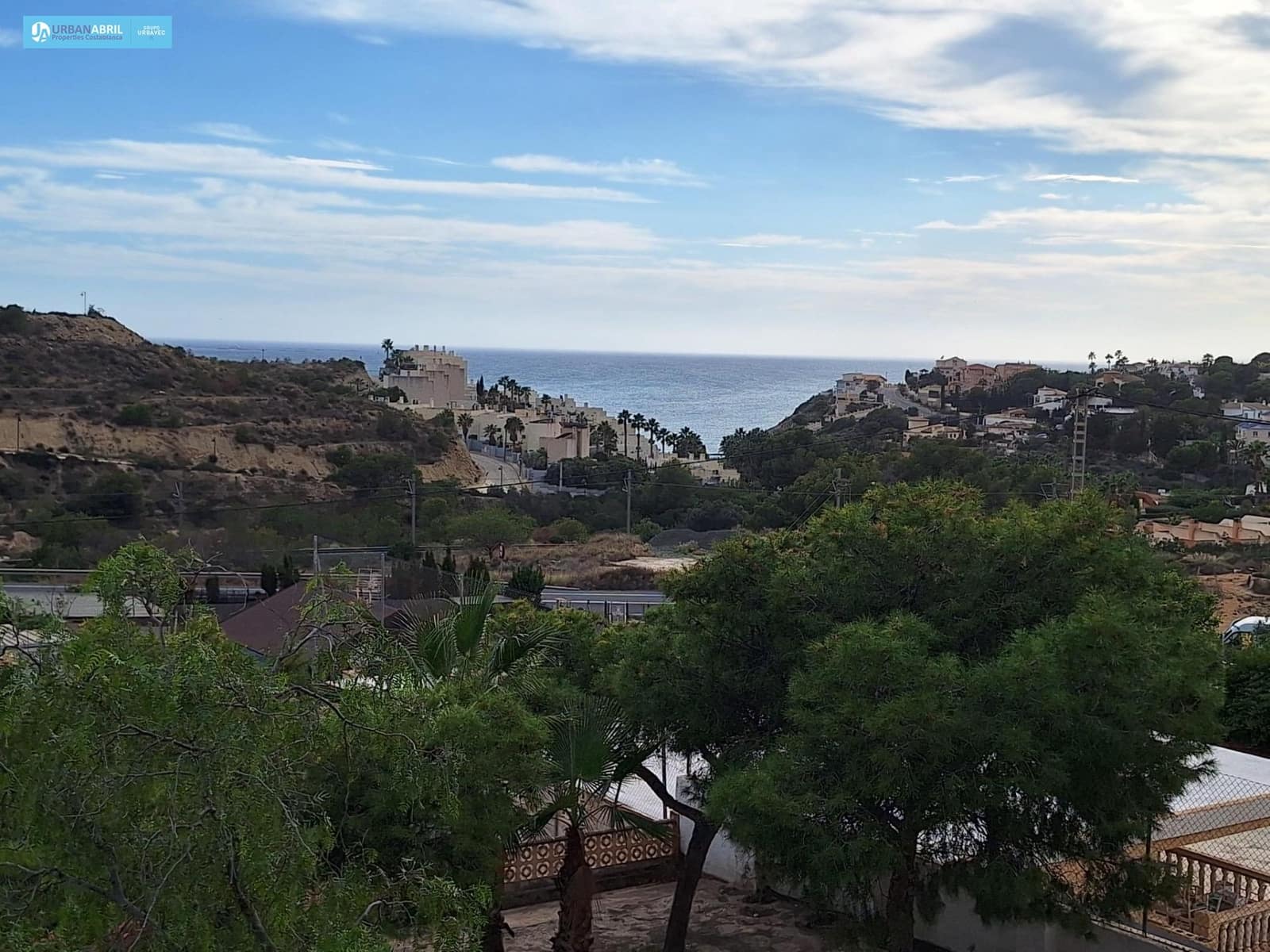 4 chambre Villa/Maison Mitoyenne à vendre à El Campello - 285 000 € (Ref: 9844123)
