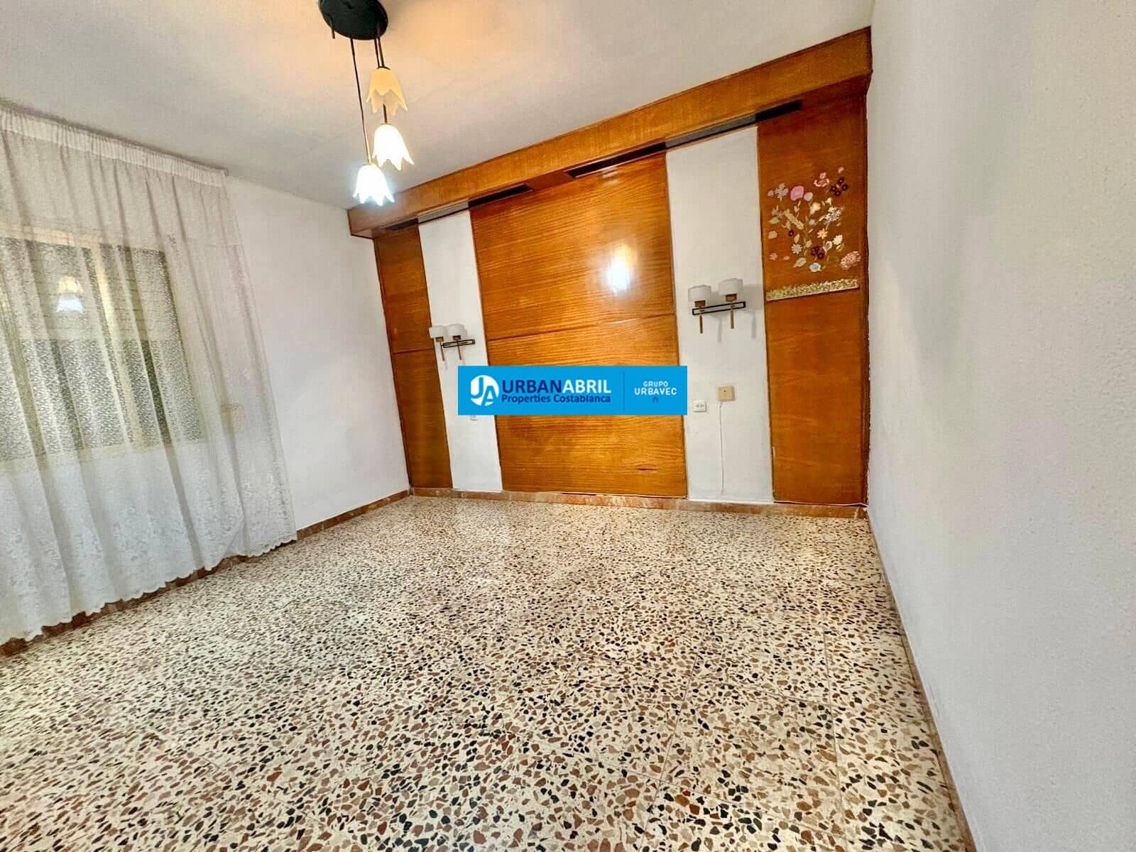 3 soveværelse Lejlighed til salg i Alicante by - € 163.000 (Ref: 9844124)