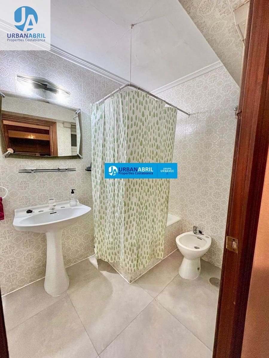 3 slaapkamer Flat te koop in Alicante stad - € 163.000 (Ref: 9844124)