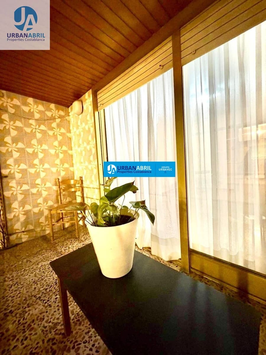 3 slaapkamer Flat te koop in Alicante stad - € 163.000 (Ref: 9844124)