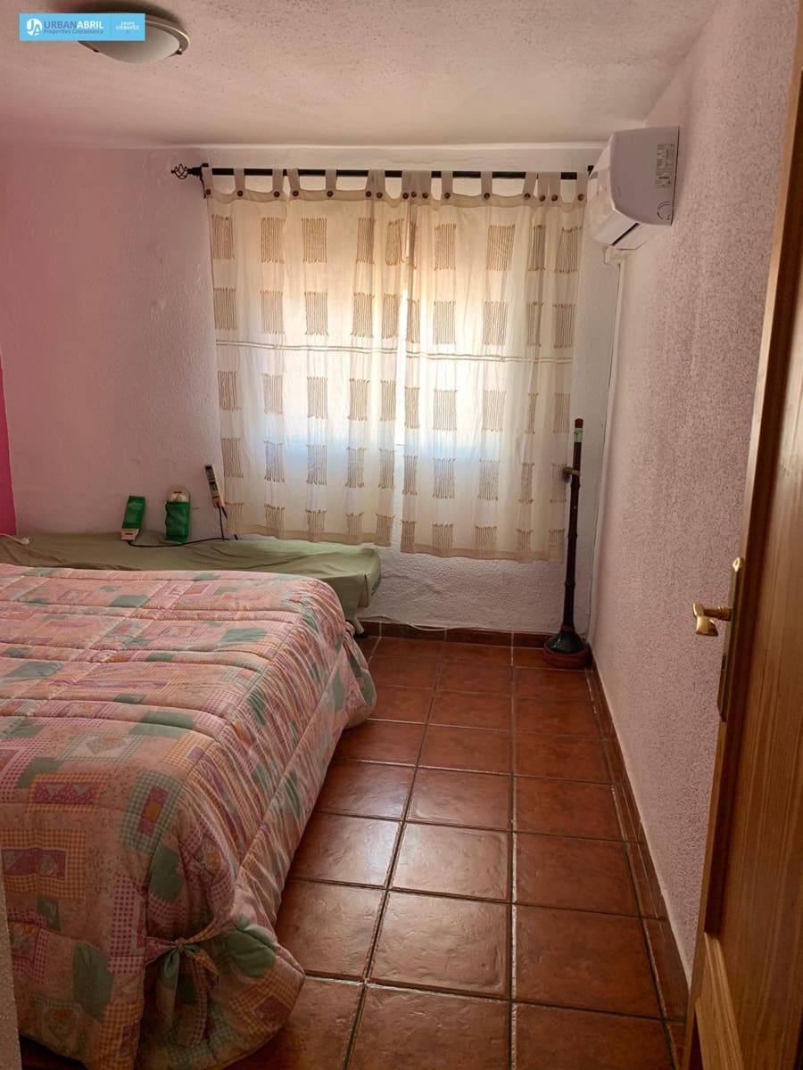 5 bedroom Finca/Country House for sale in Busot with garage - € 258,000 (Ref: 9844130)