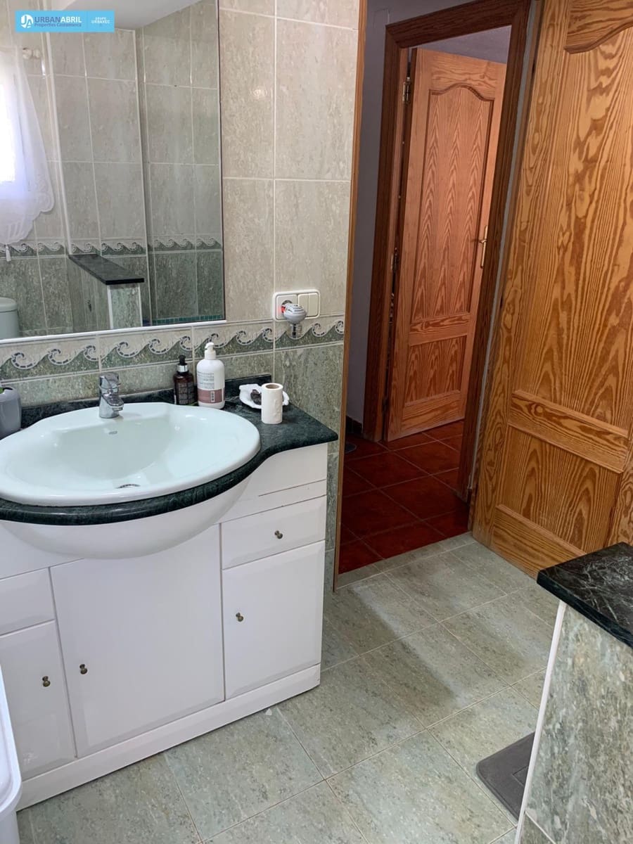 5 bedroom Finca/Country House for sale in Busot with garage - € 258,000 (Ref: 9844130)
