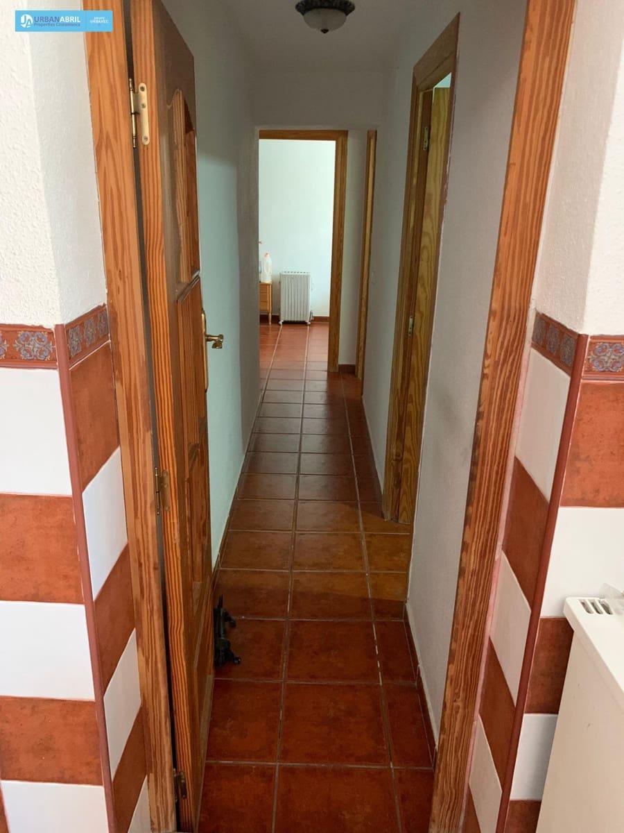 5 bedroom Finca/Country House for sale in Busot with garage - € 258,000 (Ref: 9844130)