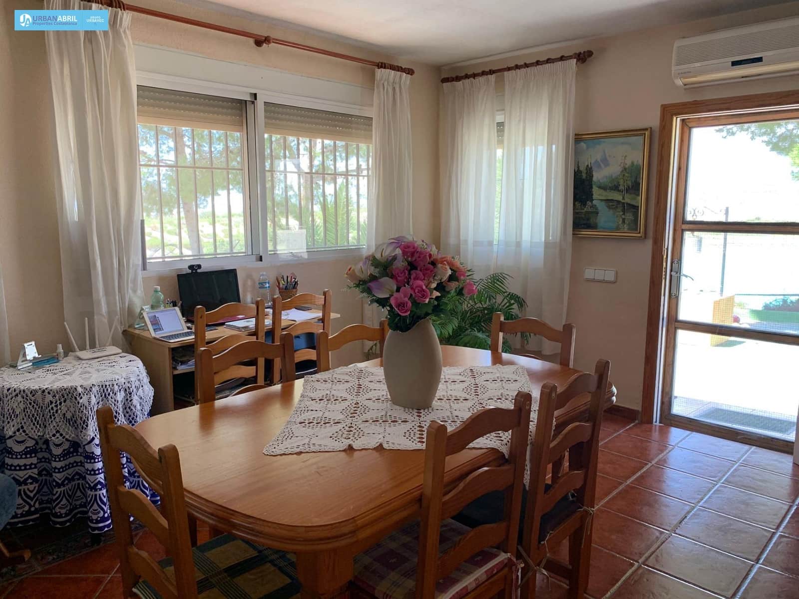 5 bedroom Finca/Country House for sale in Busot with garage - € 258,000 (Ref: 9844130)