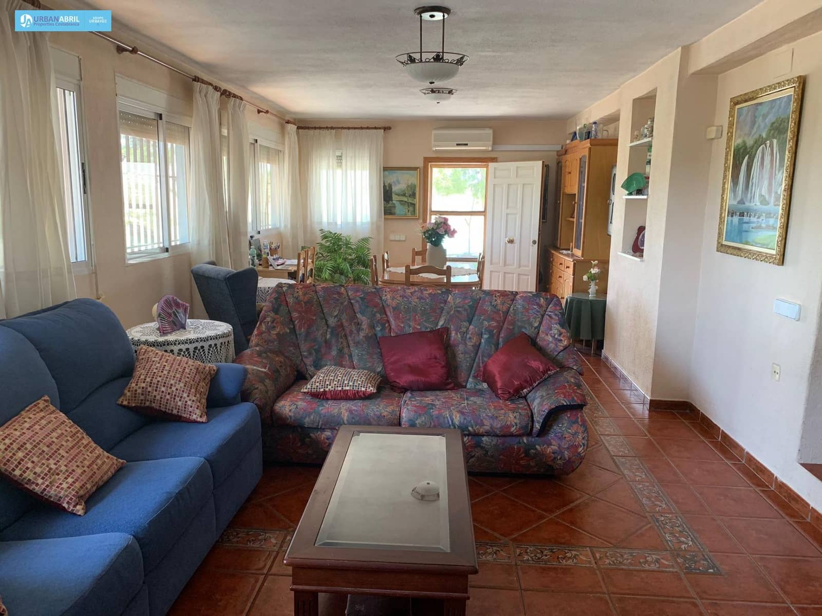 5 bedroom Finca/Country House for sale in Busot with garage - € 258,000 (Ref: 9844130)