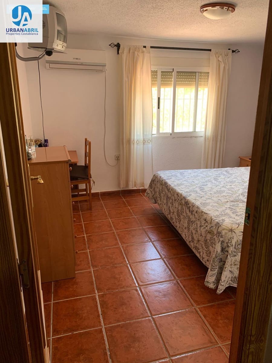 5 slaapkamer Finca/Landhuis te koop in Busot met garage - € 258.000 (Ref: 9844130)