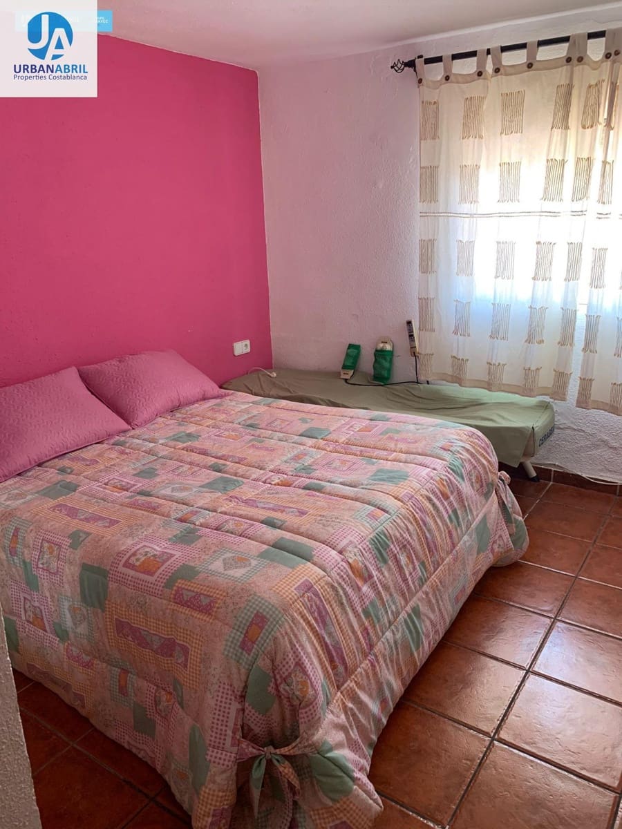 5 slaapkamer Finca/Landhuis te koop in Busot met garage - € 258.000 (Ref: 9844130)
