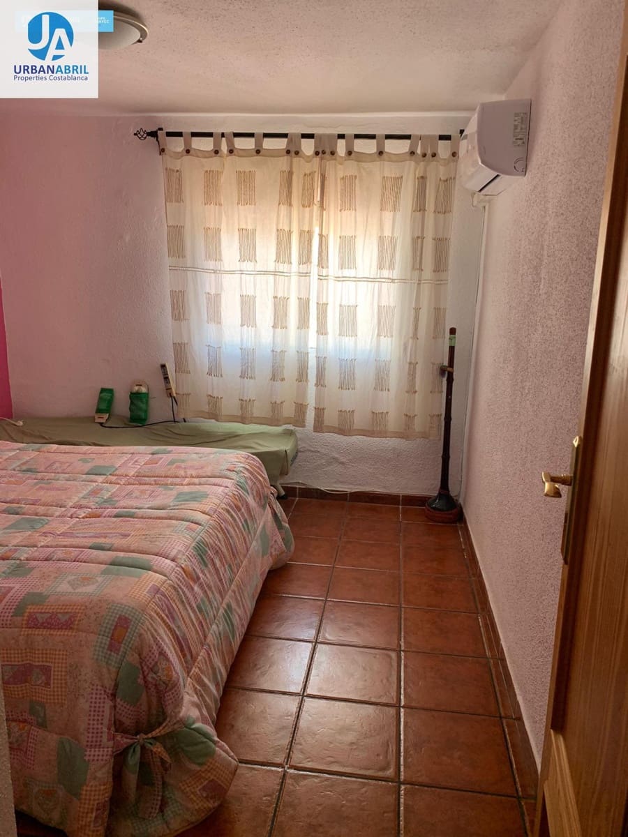 5 slaapkamer Finca/Landhuis te koop in Busot met garage - € 258.000 (Ref: 9844130)