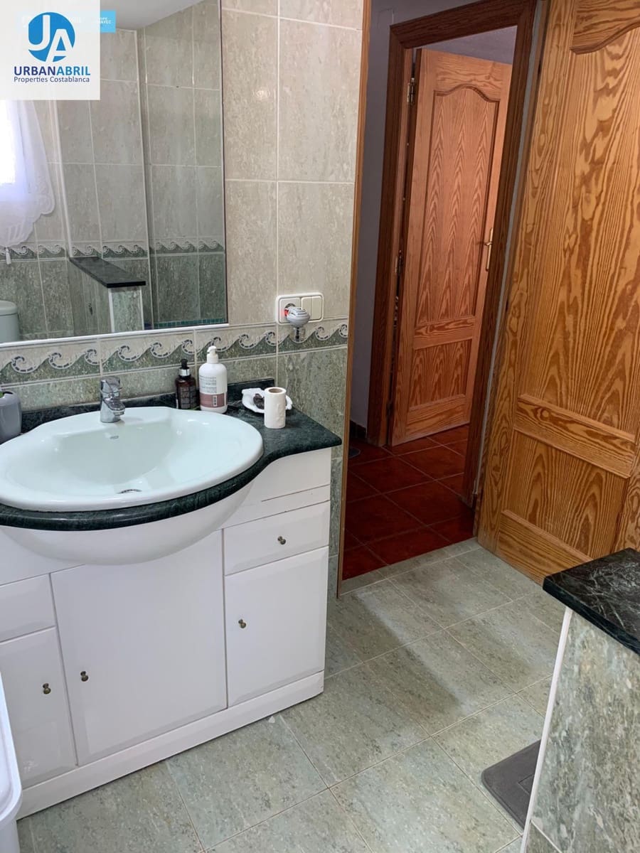 5 slaapkamer Finca/Landhuis te koop in Busot met garage - € 258.000 (Ref: 9844130)