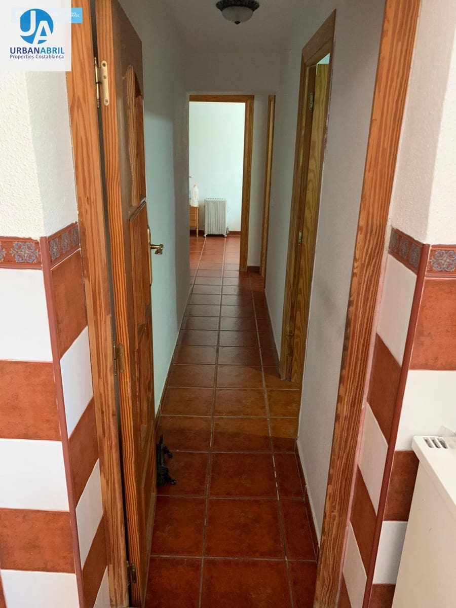 5 slaapkamer Finca/Landhuis te koop in Busot met garage - € 258.000 (Ref: 9844130)