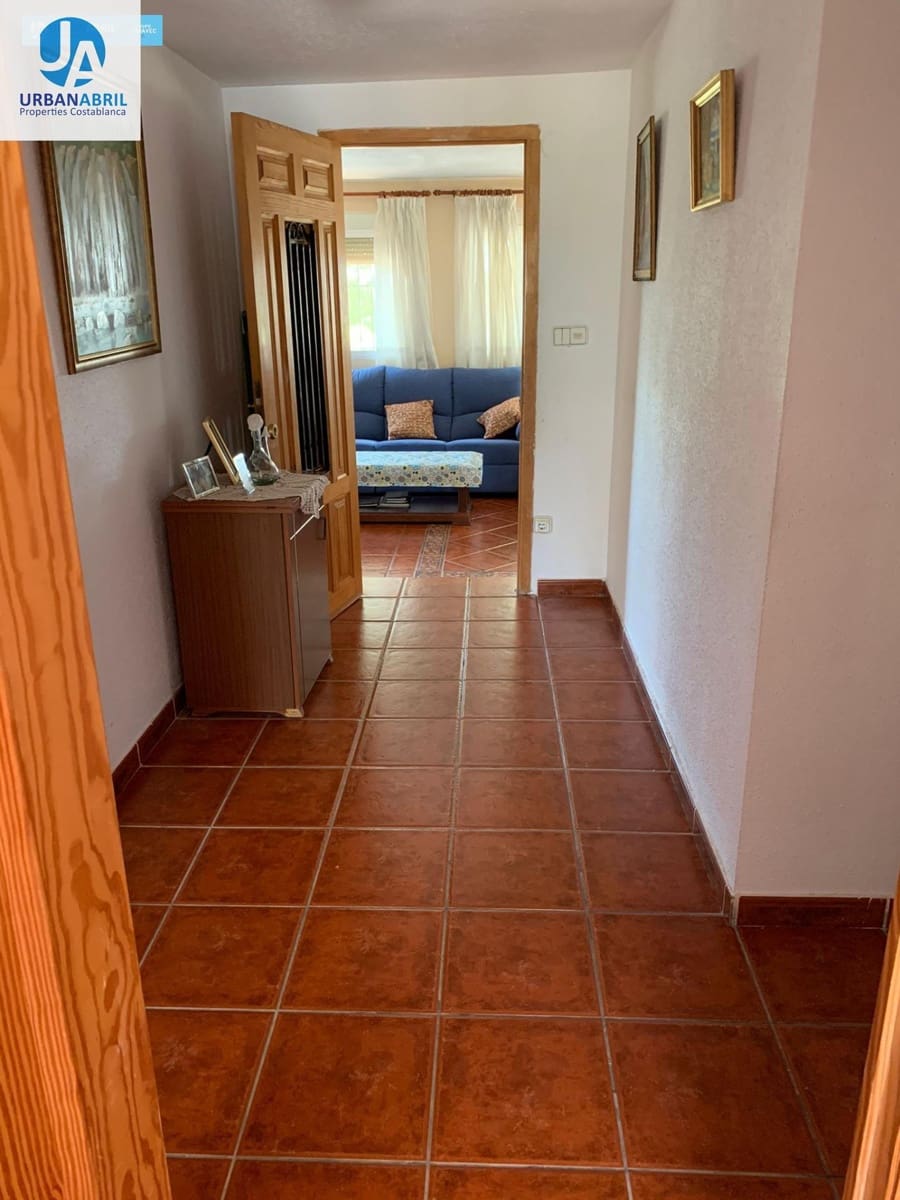 5 slaapkamer Finca/Landhuis te koop in Busot met garage - € 258.000 (Ref: 9844130)