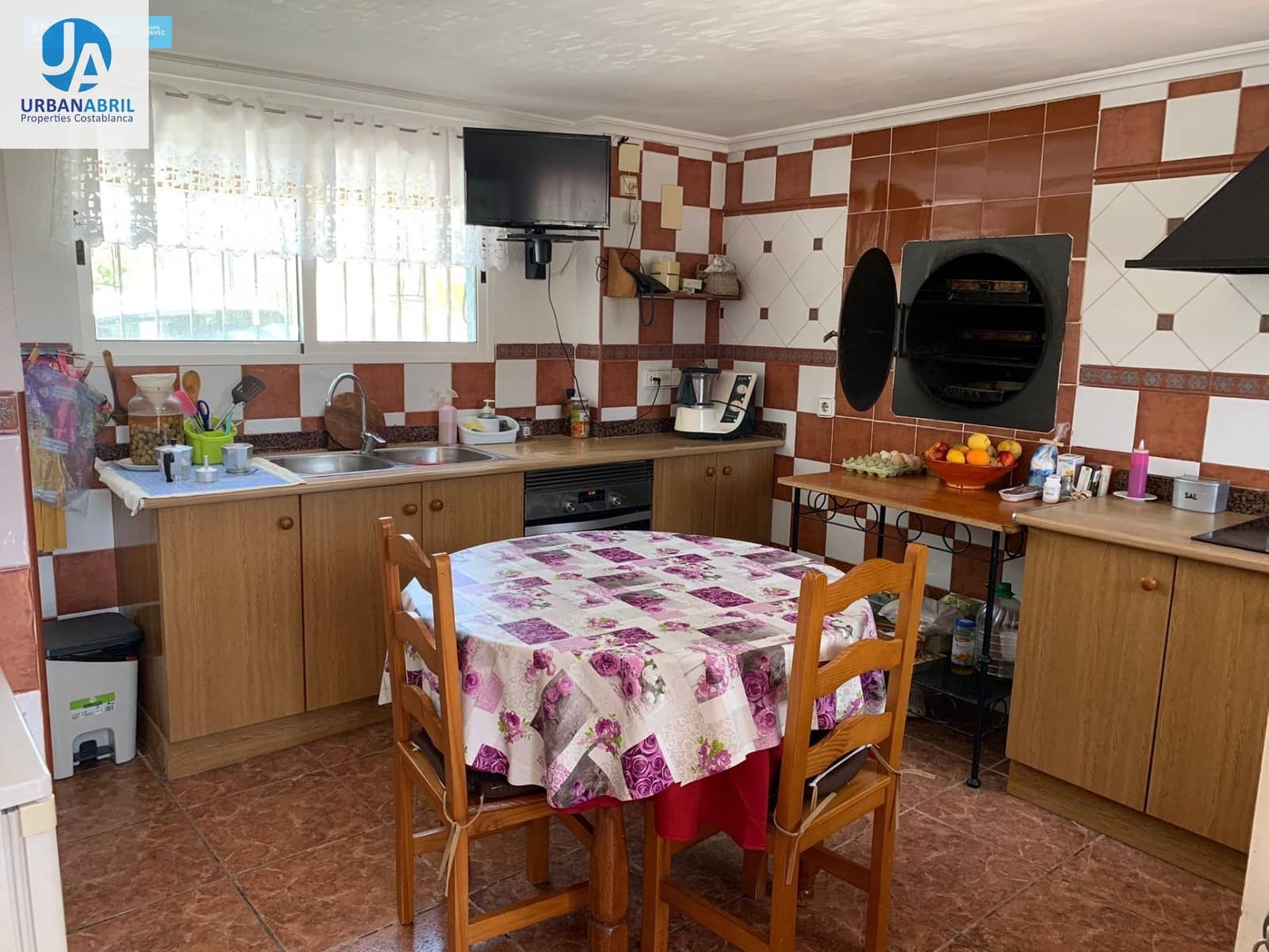 5 slaapkamer Finca/Landhuis te koop in Busot met garage - € 258.000 (Ref: 9844130)