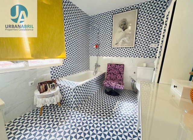 2 soverom Leilighet til salgs i Carolinas Bajas, Alicante by - € 450 000 (Ref: 9846274)