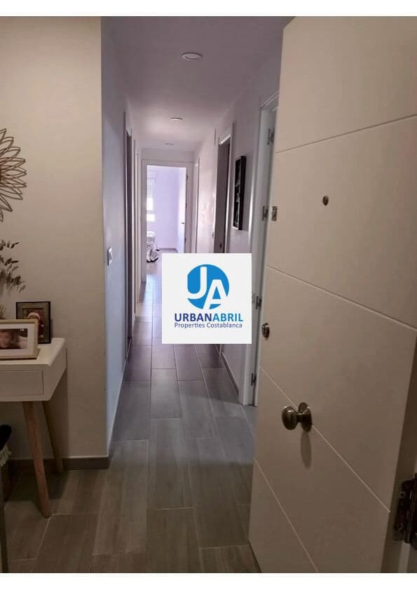 3 bedroom Flat for sale in San Vicente / Sant Vicent del Raspeig - € 245,000 (Ref: 9846275)