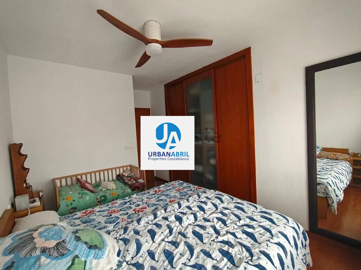 3 makuuhuone Asunto myytävänä paikassa San Vicente / Sant Vicent del Raspeig mukana uima-altaan 
autotalli - 315 000 € (Ref: 9846276)