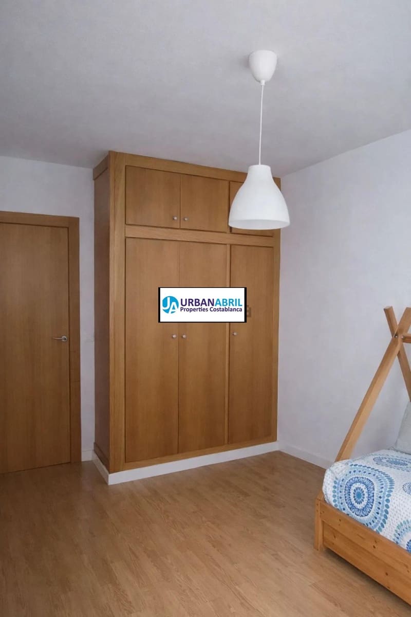 3 soveværelse Penthouse til salg i Alicante by med garage - € 289.000 (Ref: 9846277)
