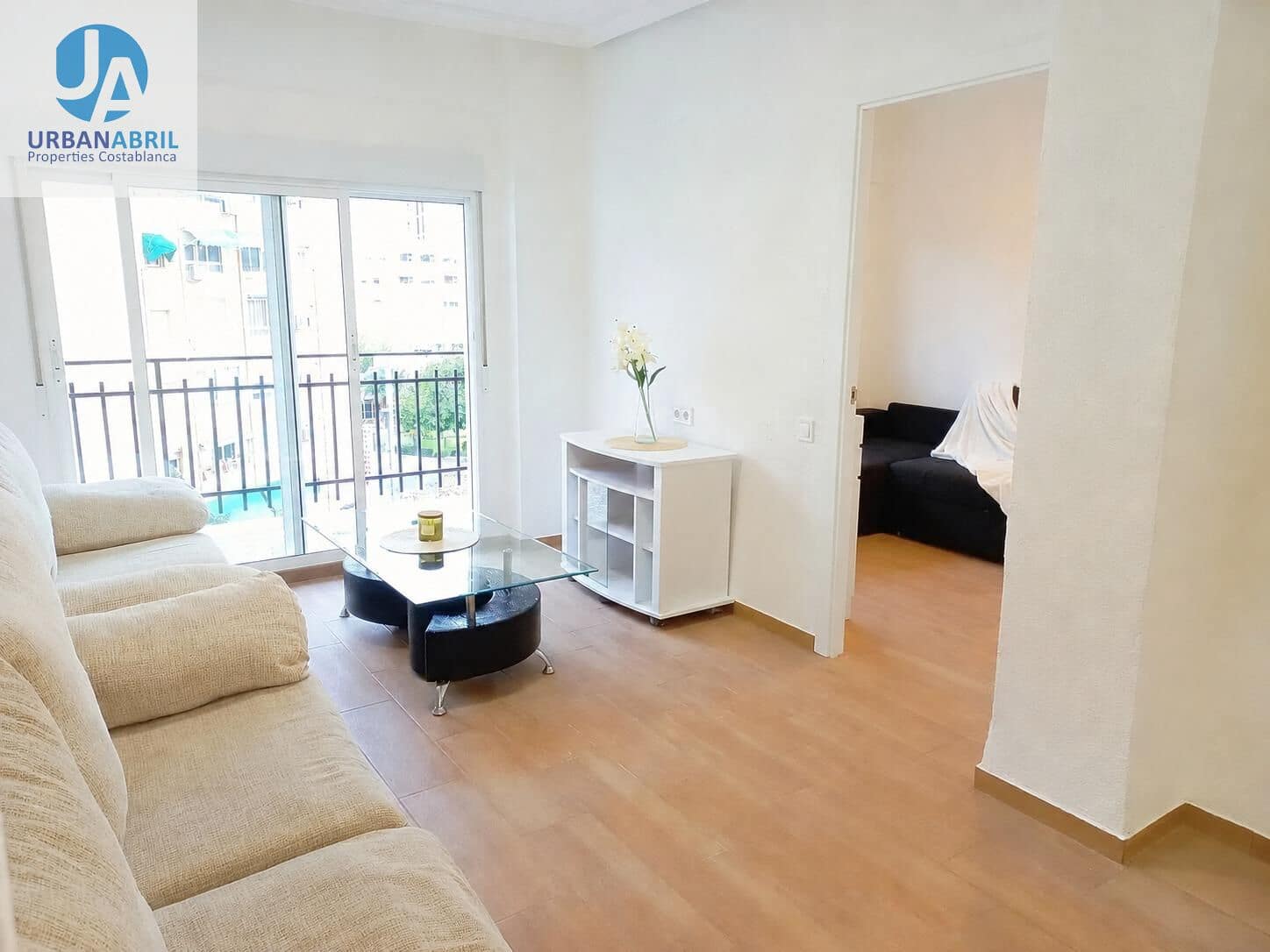 3 bedroom Flat for sale in Alicante / Alacant city - € 215,000 (Ref: 9846278)