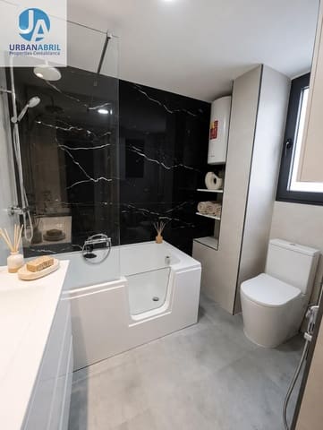 3 soveværelse Lejlighed til salg i Mercado, Alicante by - € 345.000 (Ref: 9846279)