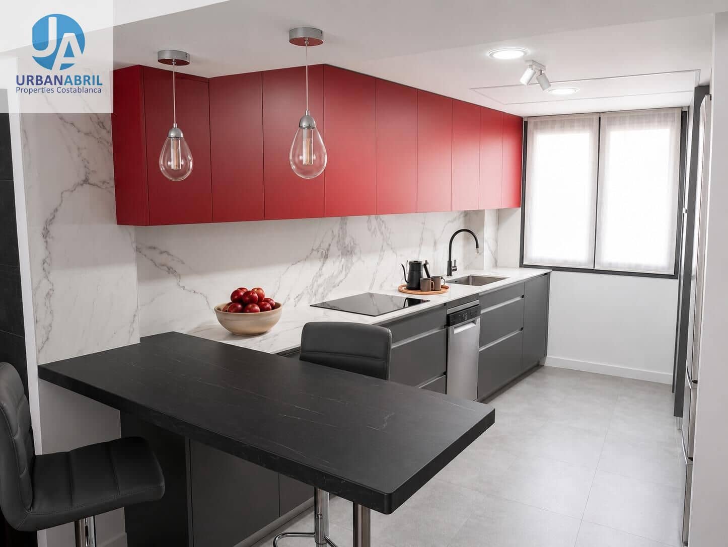 3 soveværelse Lejlighed til salg i Alicante by - € 345.000 (Ref: 9846279)