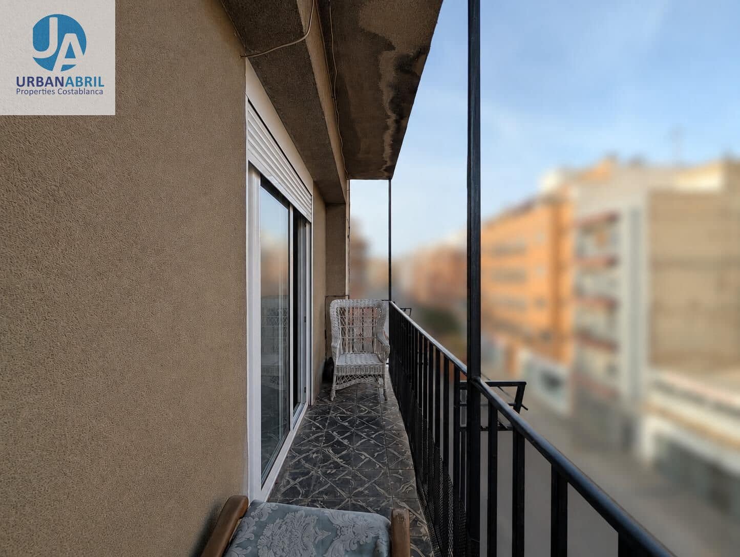 4 makuuhuone Asunto myytävänä paikassa Alicante kaupunki - 179 000 € (Ref: 9861902)
