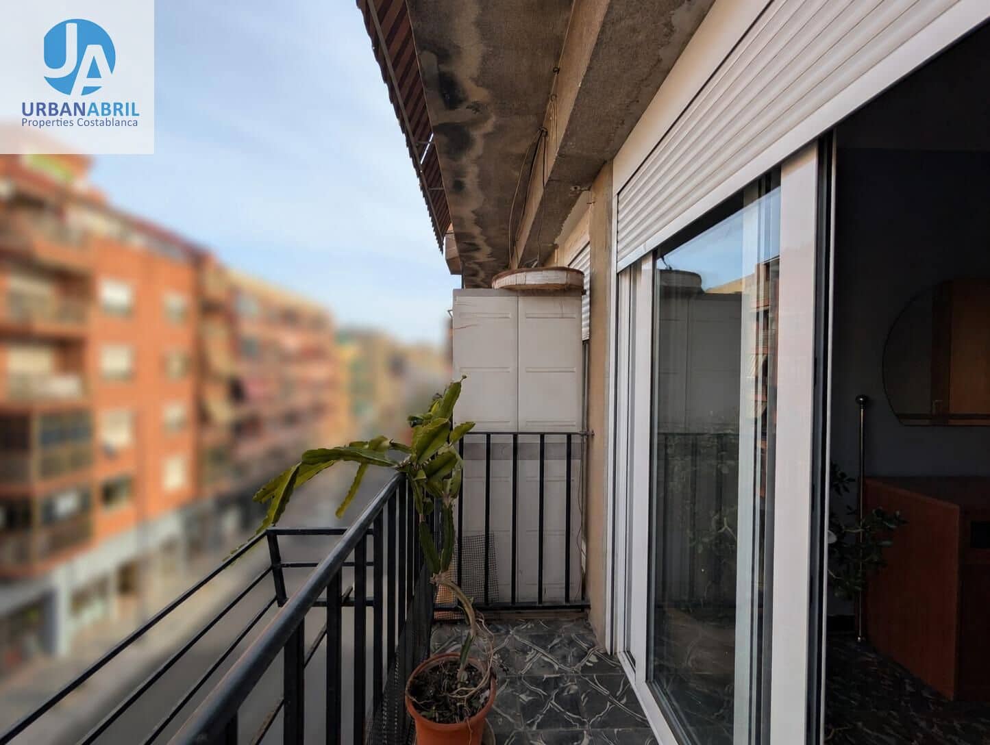 4 makuuhuone Asunto myytävänä paikassa Alicante kaupunki - 179 000 € (Ref: 9861902)