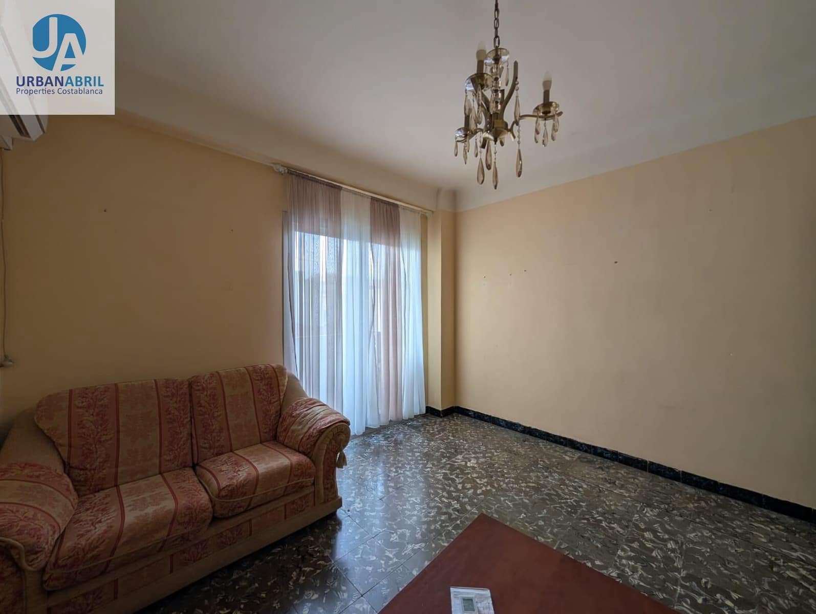 4 makuuhuone Asunto myytävänä paikassa Alicante kaupunki - 179 000 € (Ref: 9861902)