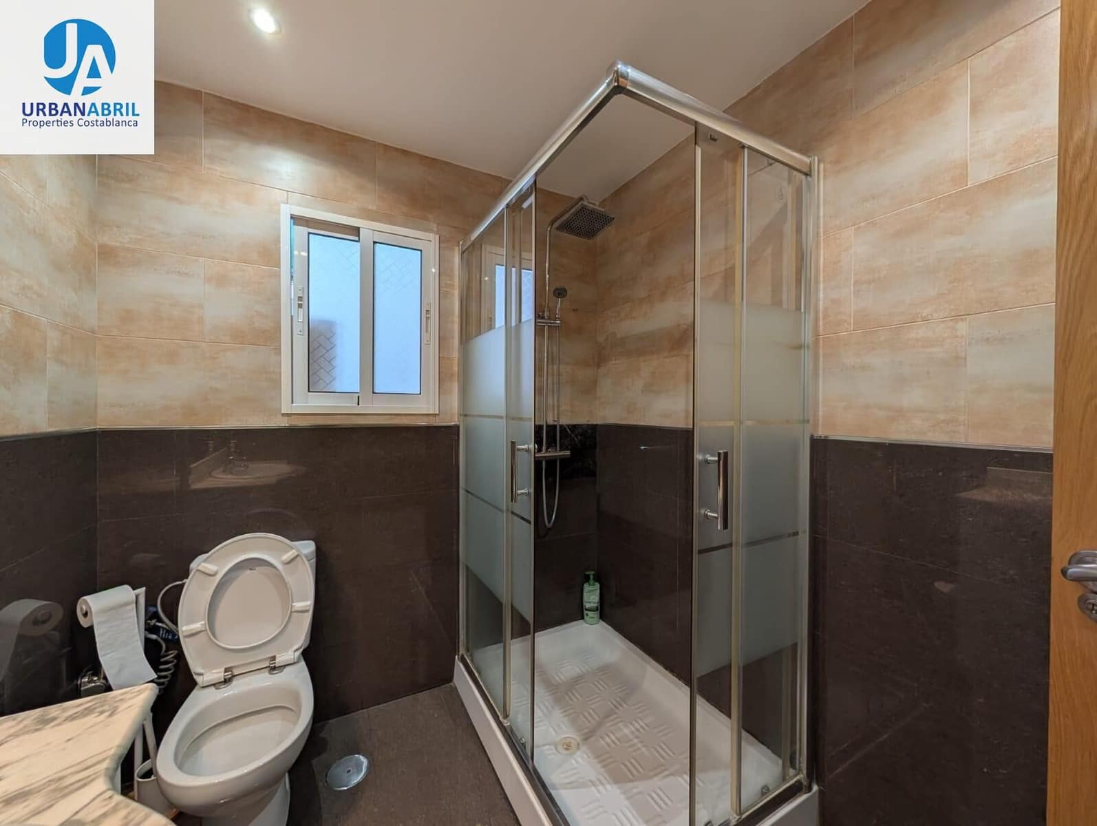 Piso de 4 habitaciones en Alicante / Alacant ciudad en venta - 174.000 € (Ref: 9861902)