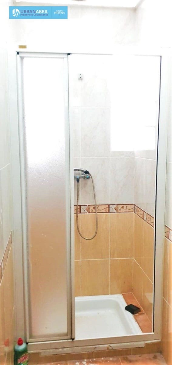 Comercial para venda em Alicante cidade - 78 000 € (Ref: 9878898)