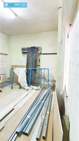 Comercial para venda em Alicante cidade - 78 000 € (Ref: 9878898)
