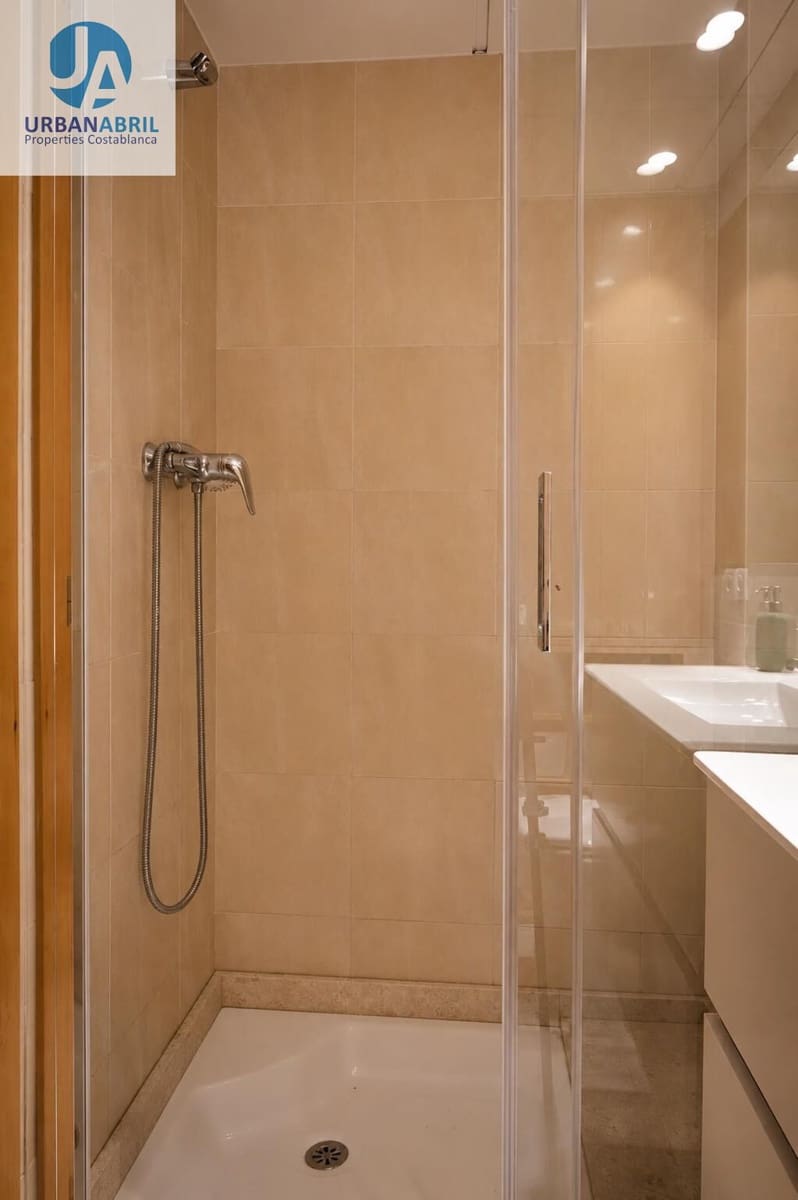 2 camera da letto Appartamento da affittare in Alicante citta con garage - 1.200 € (Rif: 9890417)