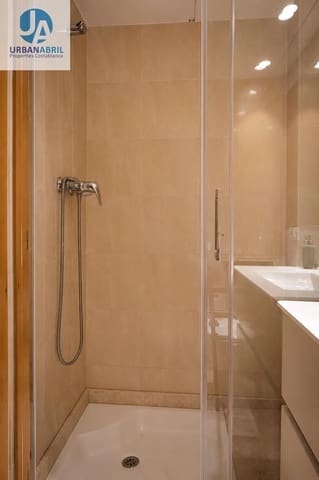 2 soveværelse Lejlighed til leje i Alicante by med garage - € 1.200 (Ref: 9890417)