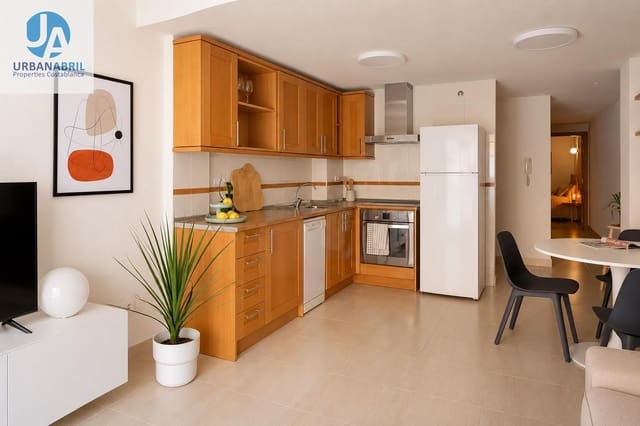 2 soveværelse Lejlighed til leje i Alicante by med garage - € 1.200 (Ref: 9890417)