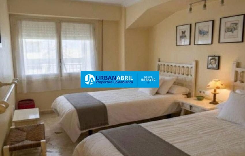 2 bedroom Flat for sale in Playa de San Juan - € 492,000 (Ref: 9911099)