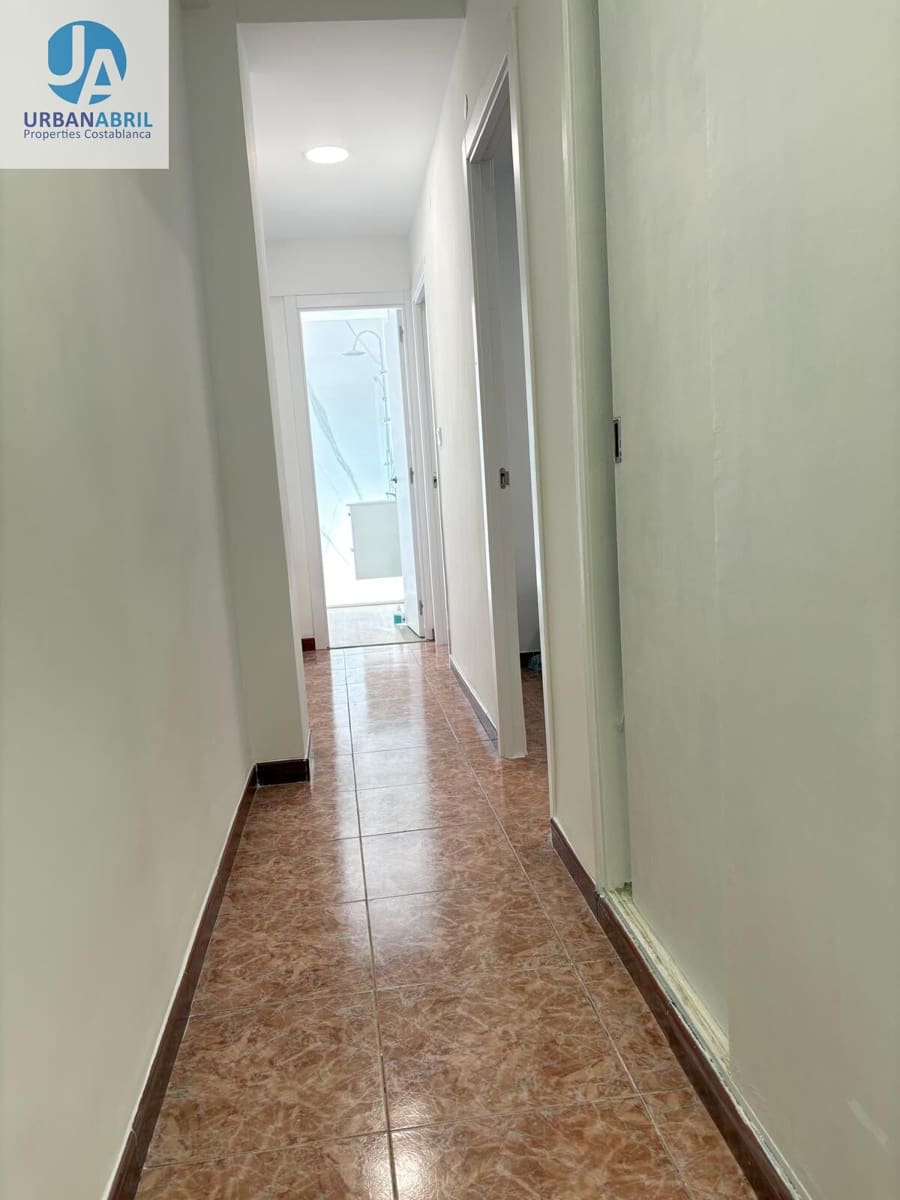 3 slaapkamer Flat te koop in Alicante stad - € 170.000 (Ref: 9947959)