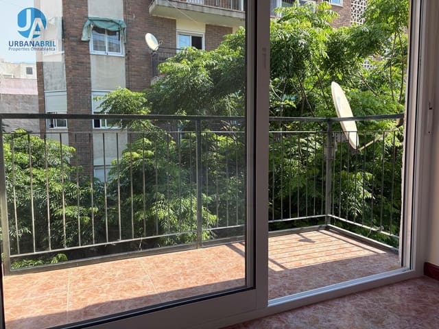 3 soverom Leilighet til salgs i Carolinas Bajas, Alicante by - € 170 000 (Ref: 9947959)