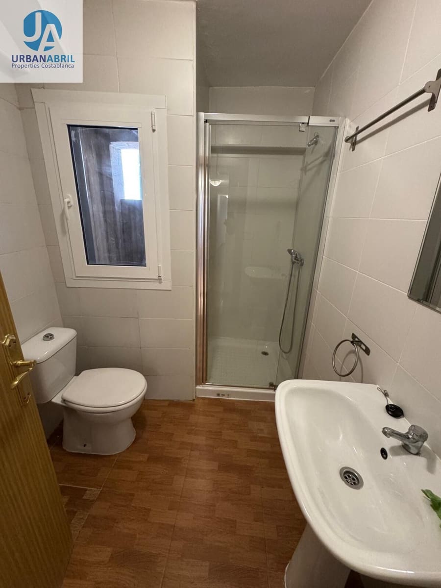 3 Zimmer Wohnung zu verkaufen in Alicante / Alacant Stadt - 180.000 € (Ref: 9952667)