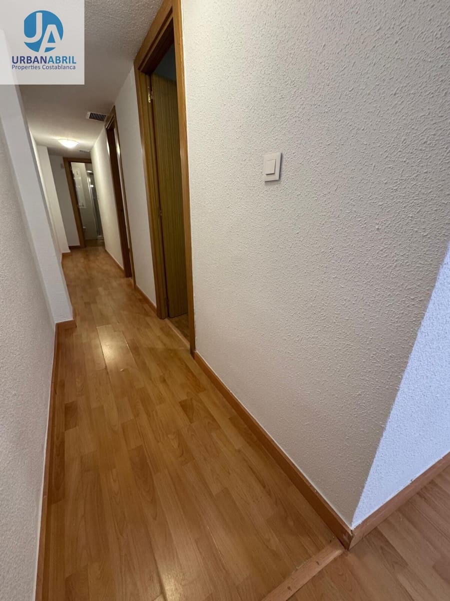 3 Zimmer Wohnung zu verkaufen in Alicante / Alacant Stadt - 180.000 € (Ref: 9952667)