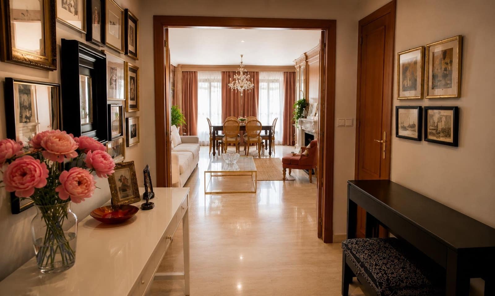 3 bedroom Flat for sale in Alicante / Alacant city with garage - € 680,000 (Ref: 9958014)